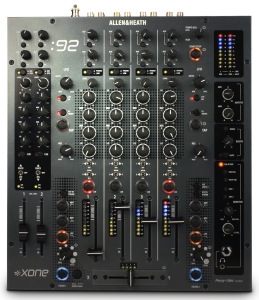 Mixer professionale da clubbing a quattro canali